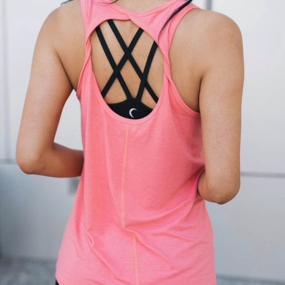 ZYIA Flamingo Twist Tank - Picture 2 of 5